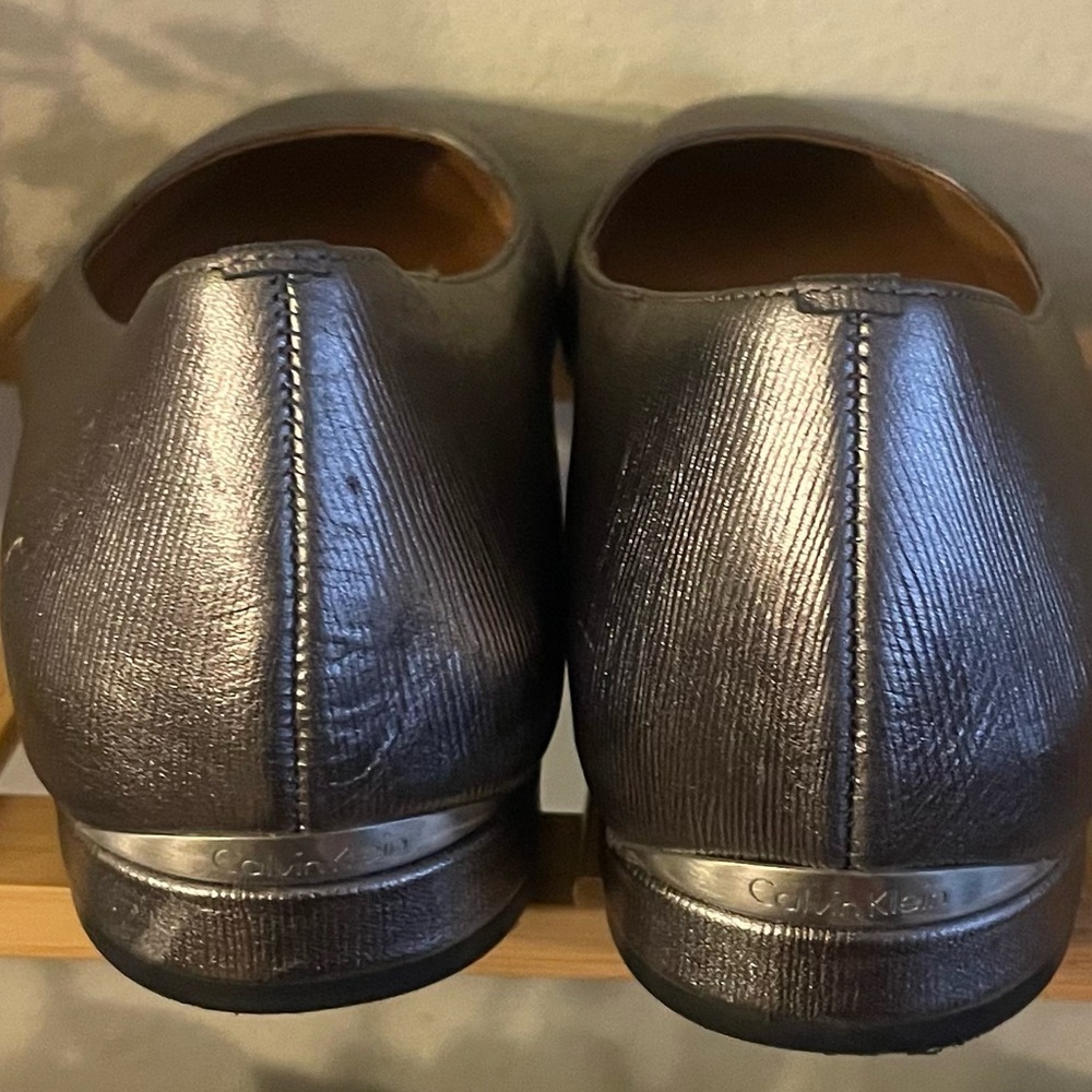 Calvin Klein Metallic Silver Flats - Picture 5 of 6